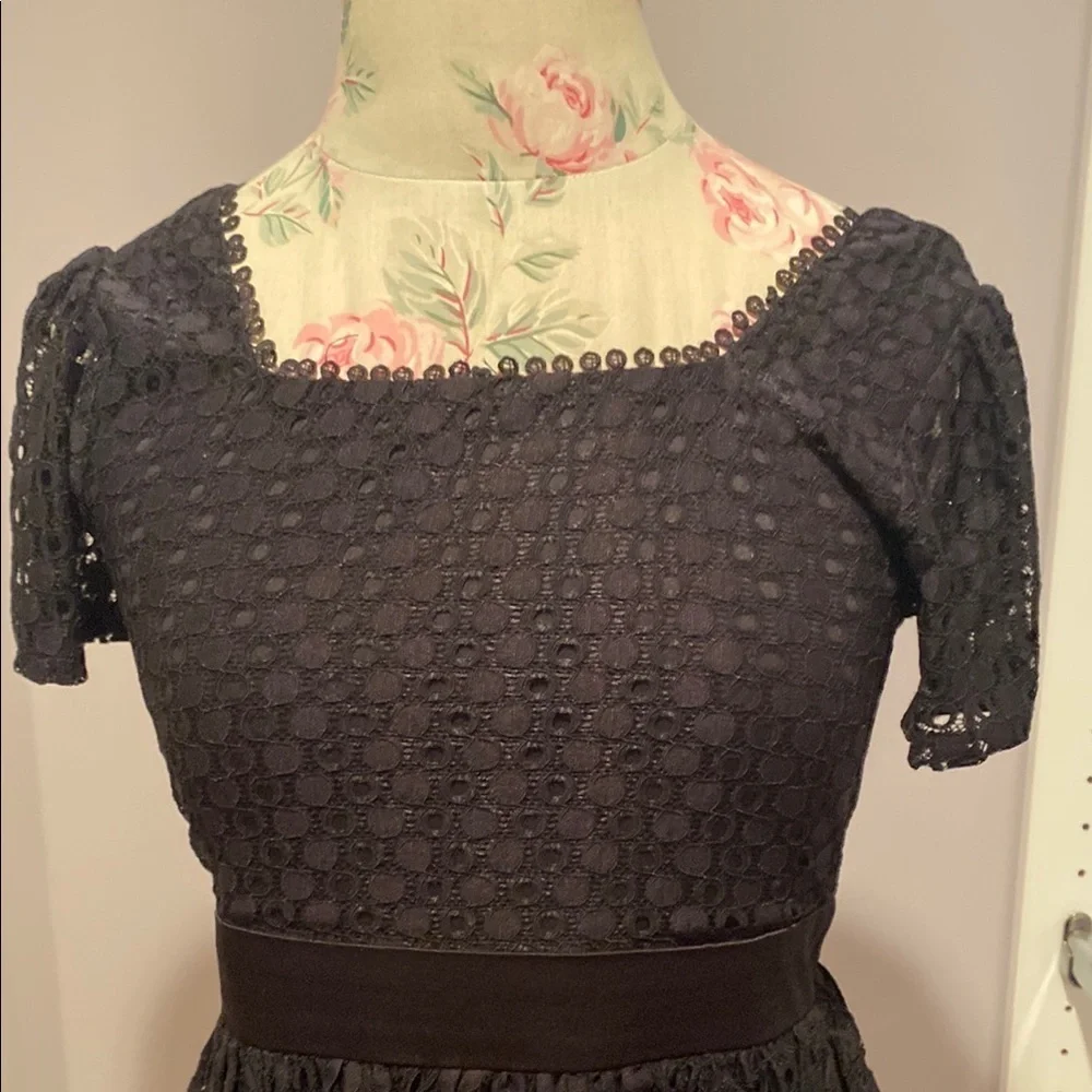 Elegant Black Lace Dress
